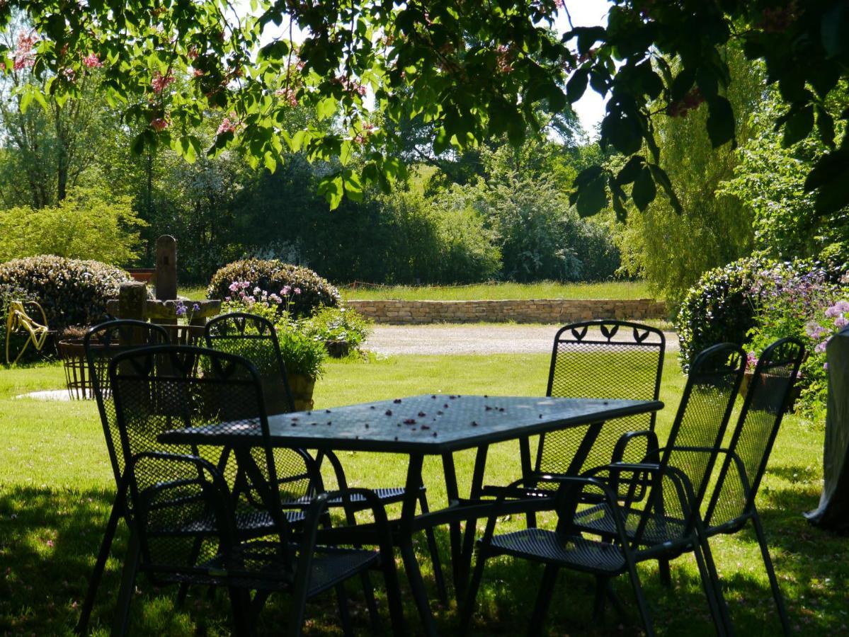 La Maison Au Vert Melincourt Екстер'єр фото